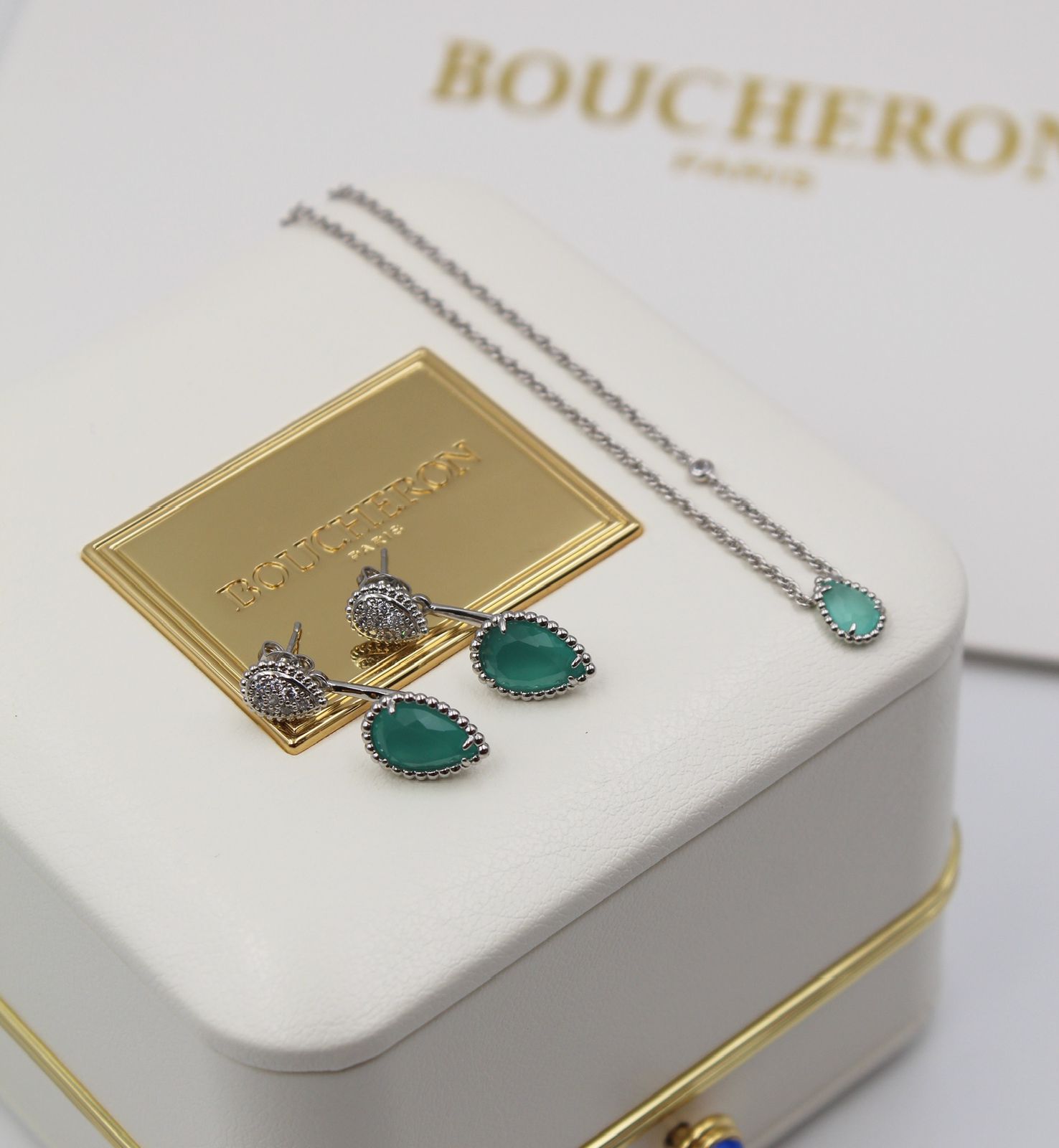 Boucheron Serpent Bohème Malachite and Diamond Pendant and Earring Suite