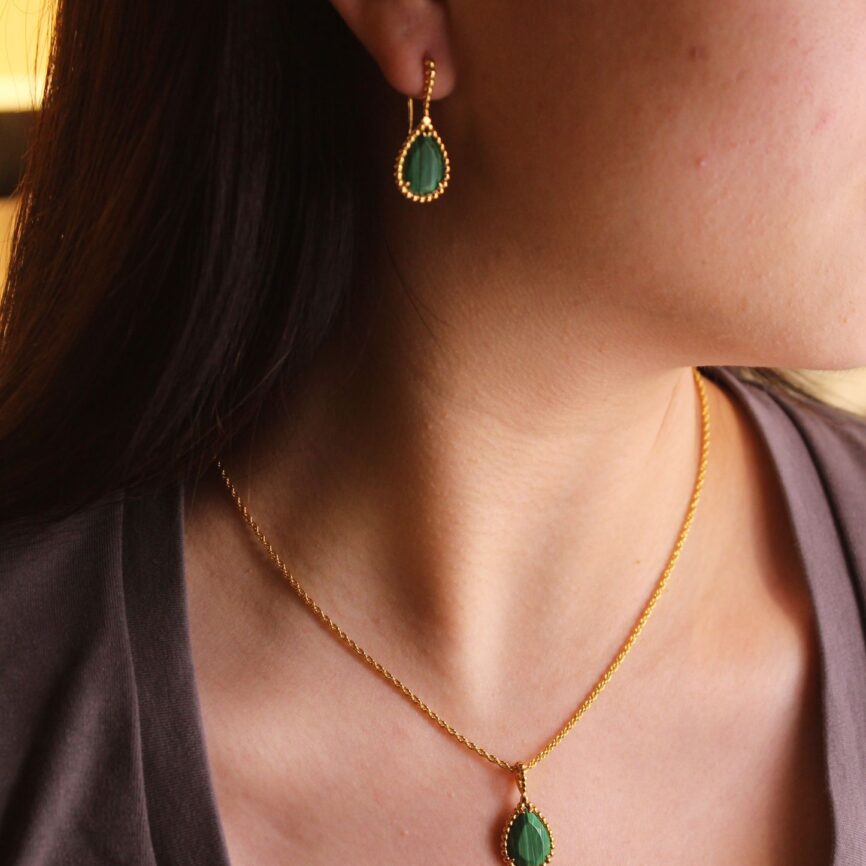 Serpent Bohème Malachite Pendant Necklace and Earrings Suite in 18K Yellow Gold
