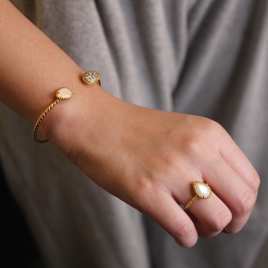 Boucheron Serpent Bohème Open Bangle and Ring Set in 18K Yellow Gold with Mother-of-Pearl and Diamonds
