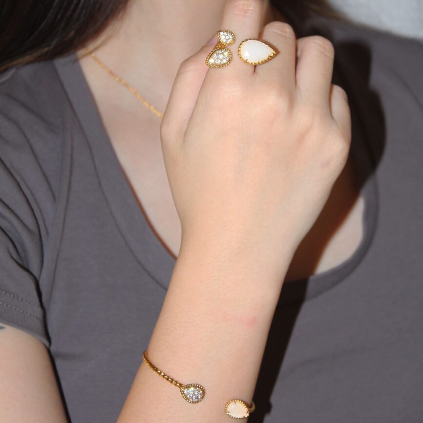 Serpent Boheme 18K Yellow Gold Diamond and White Mother-of-Pearl Open-Work Ensemble