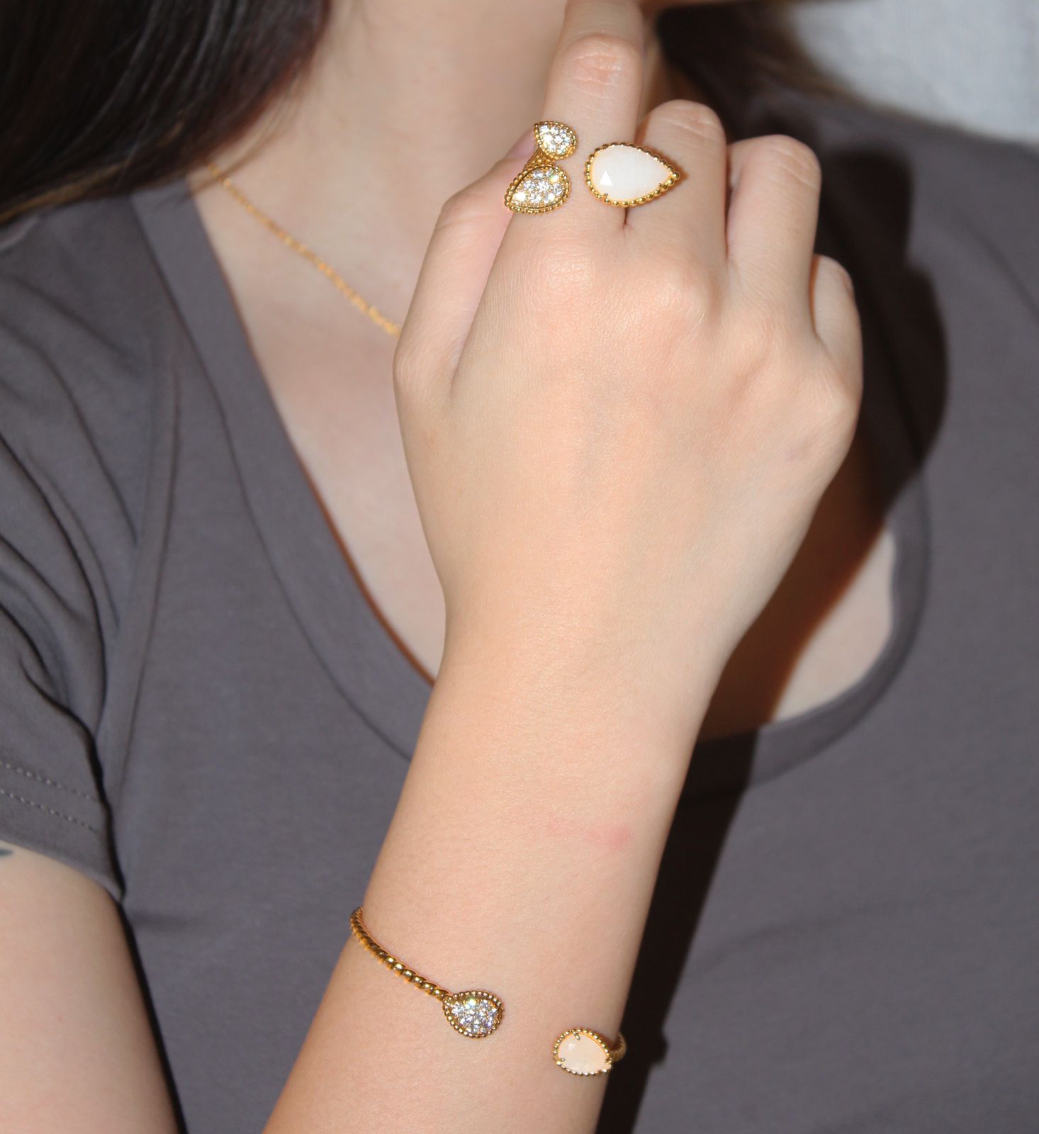 Serpent Boheme 18K Yellow Gold Diamond and White Mother-of-Pearl Open-Work Ensemble