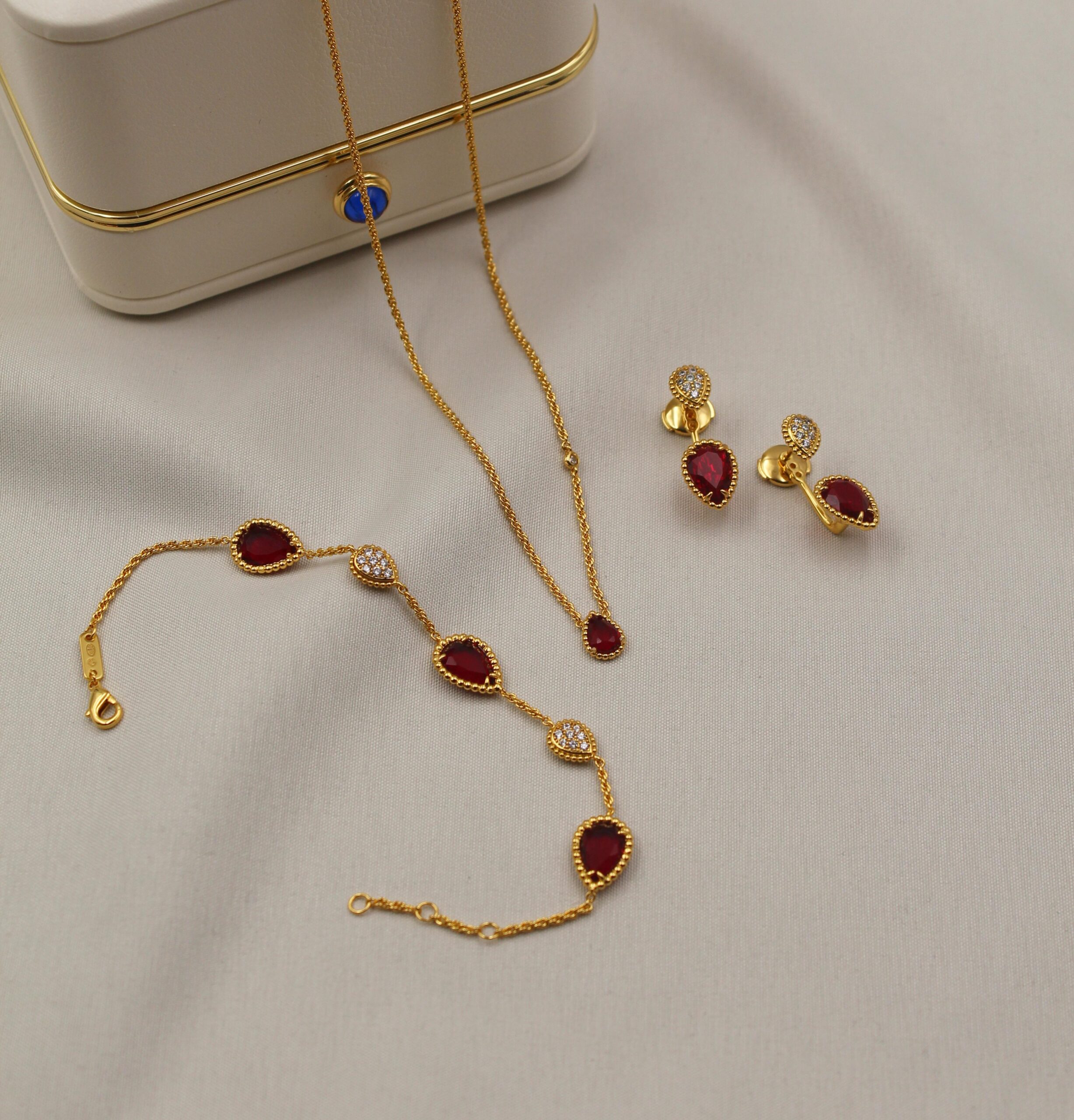 Boucheron Serpent Bohème Ruby and Diamond Haute Joaillerie Suite