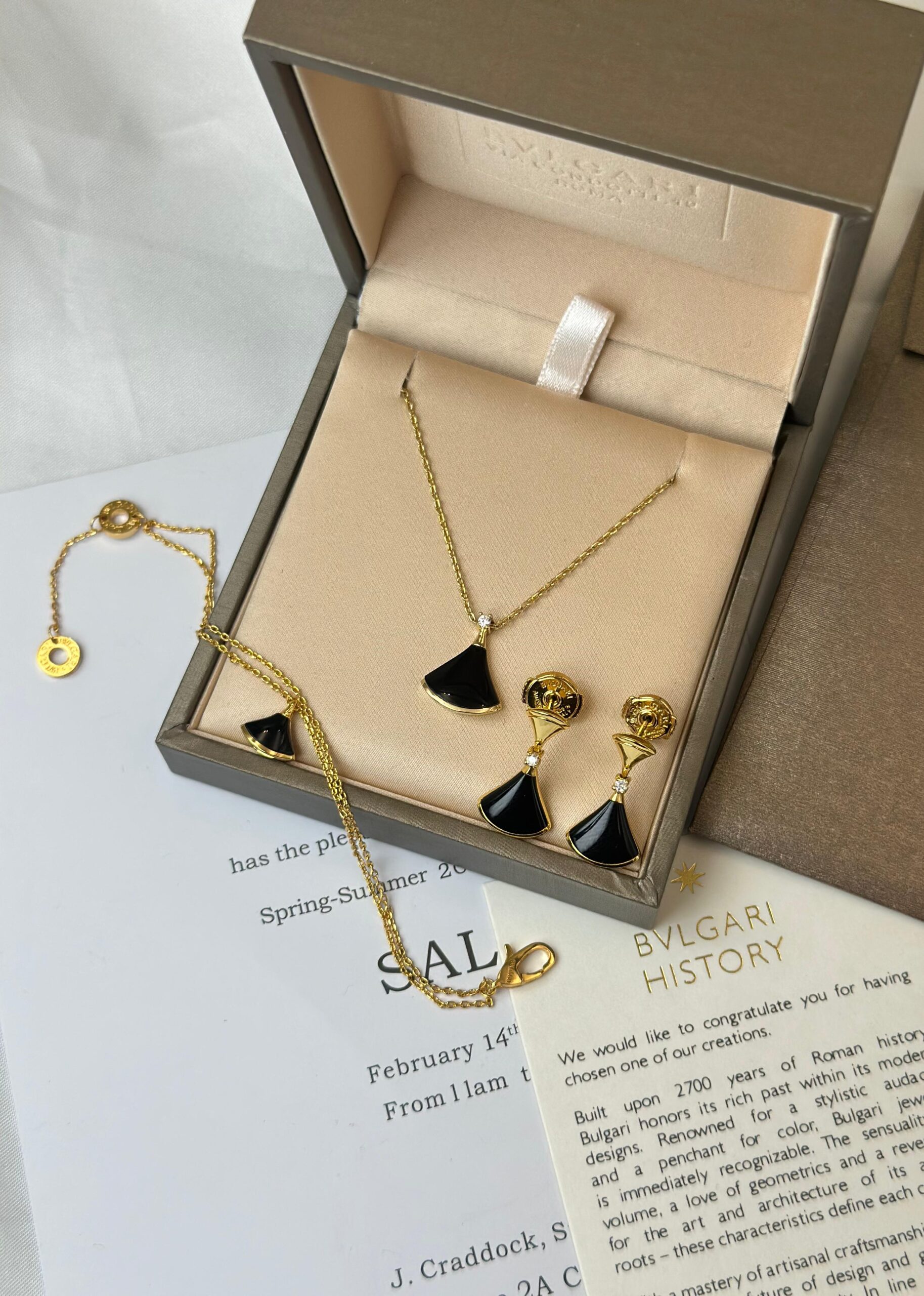 Bvlgari Divas' Dream 18K Yellow Gold Black Onyx and Diamond Jewelry Suite