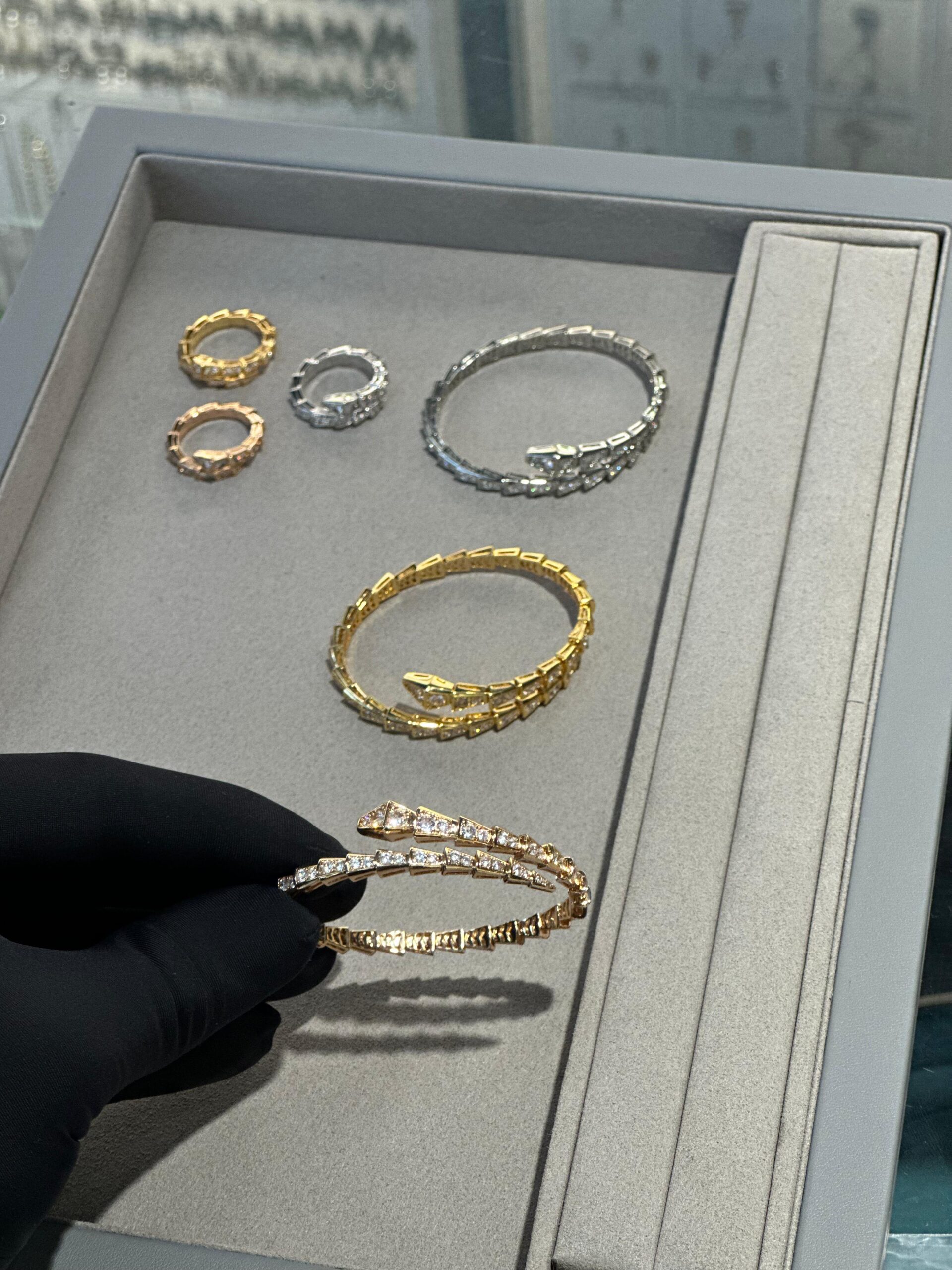 Bvlgari Serpenti Viper 18K Yellow Gold and Diamond High Jewelry Collection