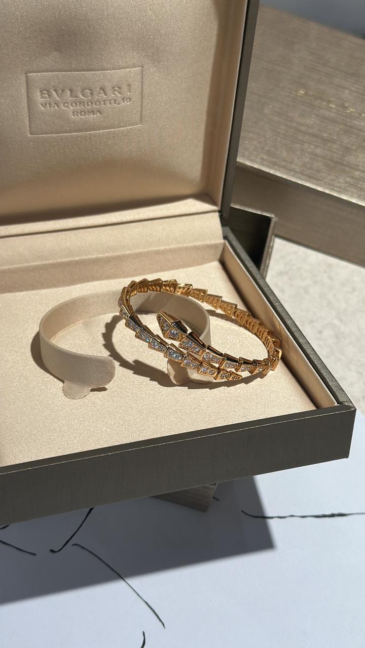 Bvlgari Serpenti Tubogas Diamond-Pavé 18K Yellow Gold Double-Coil Bracelet