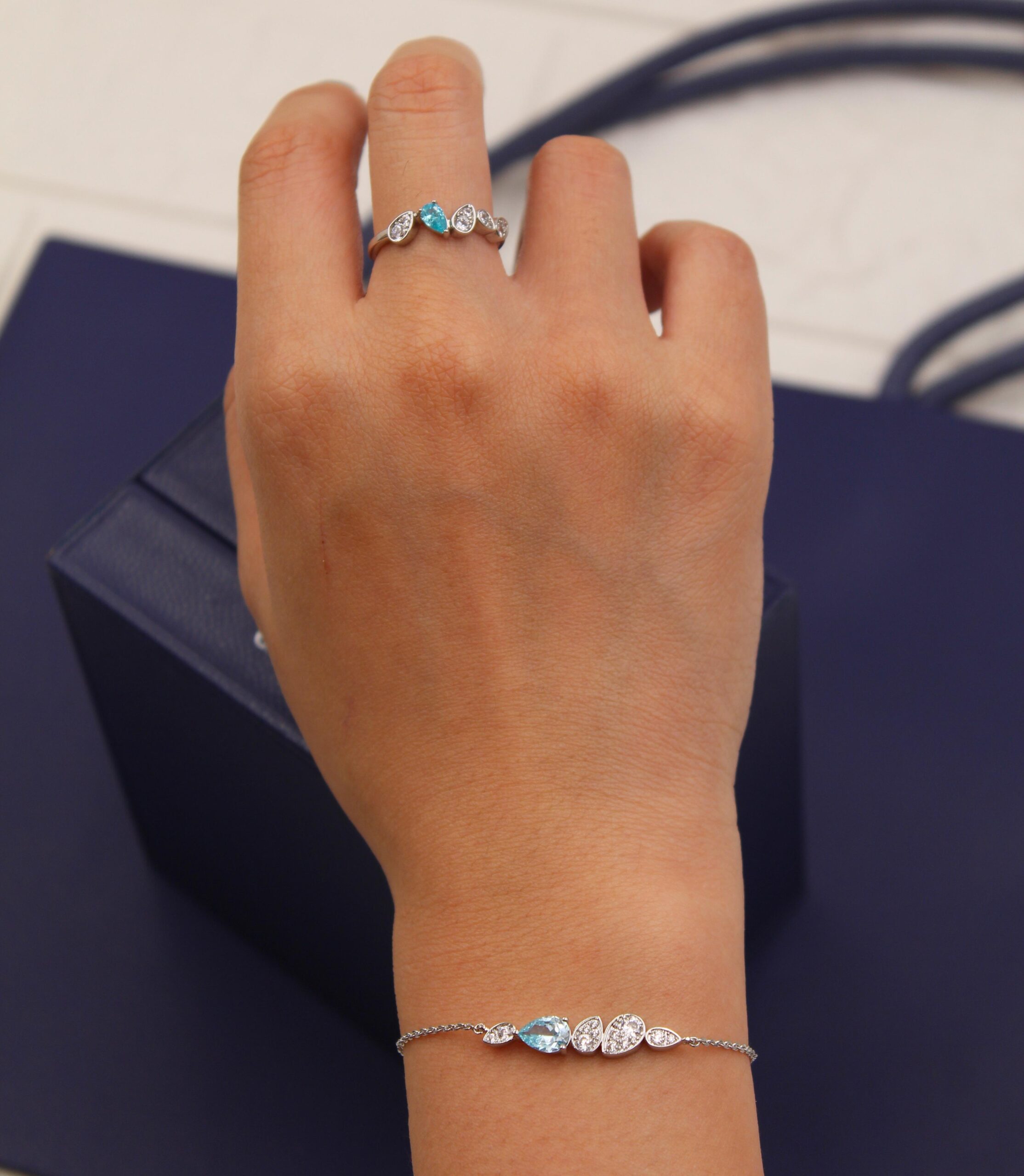 Chaumet Hortensia Eden 18K White Gold Aquamarine and Diamond Ring and Bracelet Set