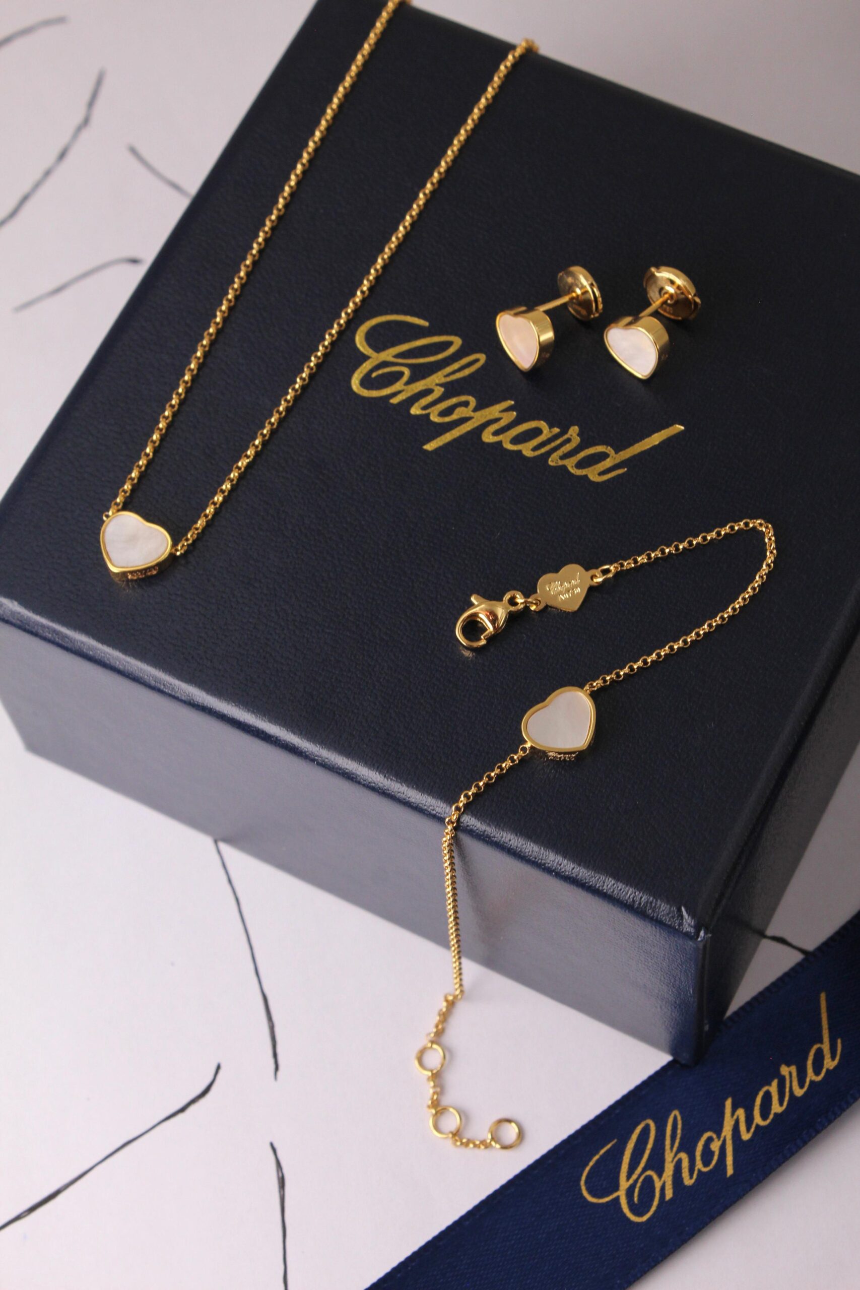 Chopard Happy Hearts Mother-of-Pearl Gold Parure
