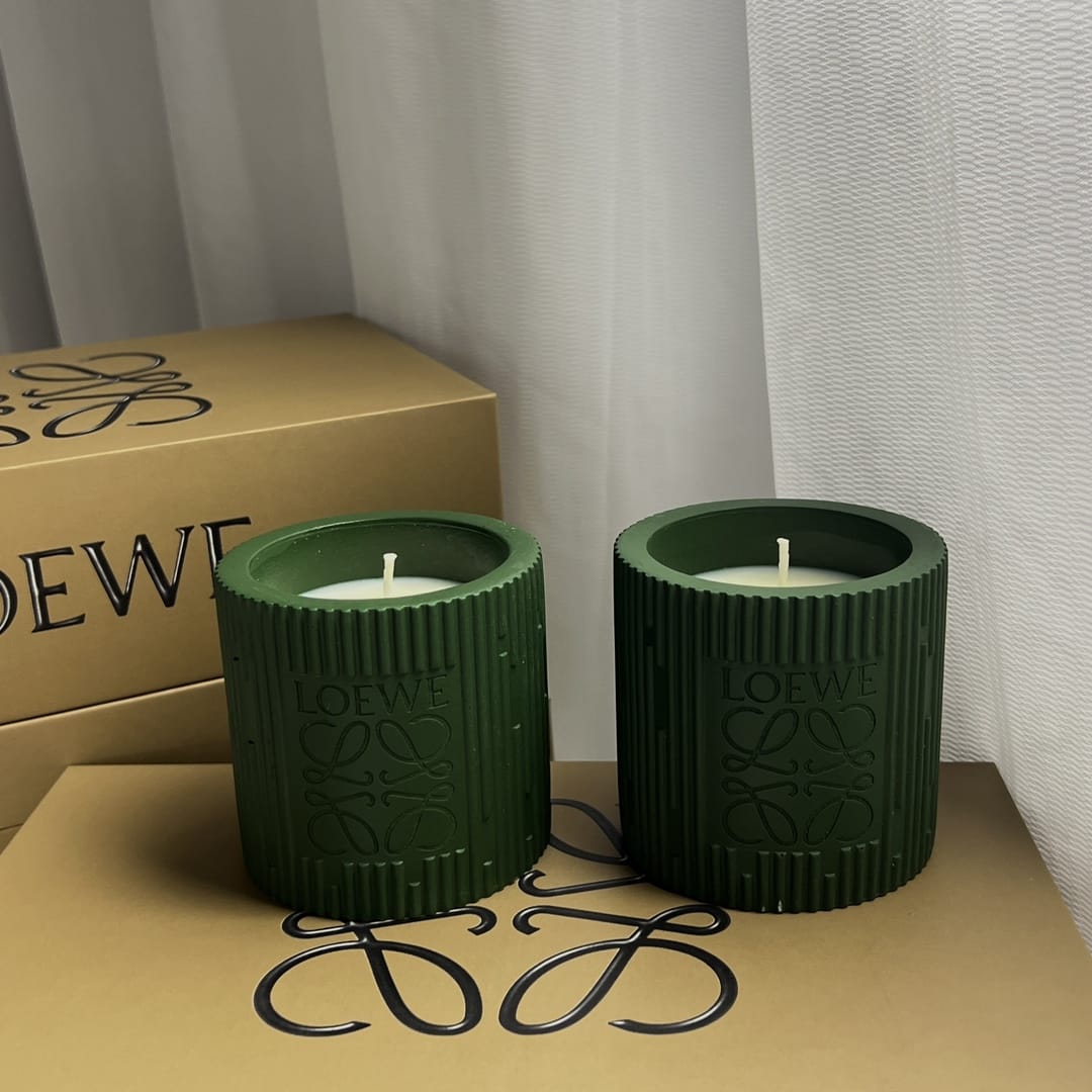 Loewe Architectural Ribbed Scented Candle Duo – Forest Green