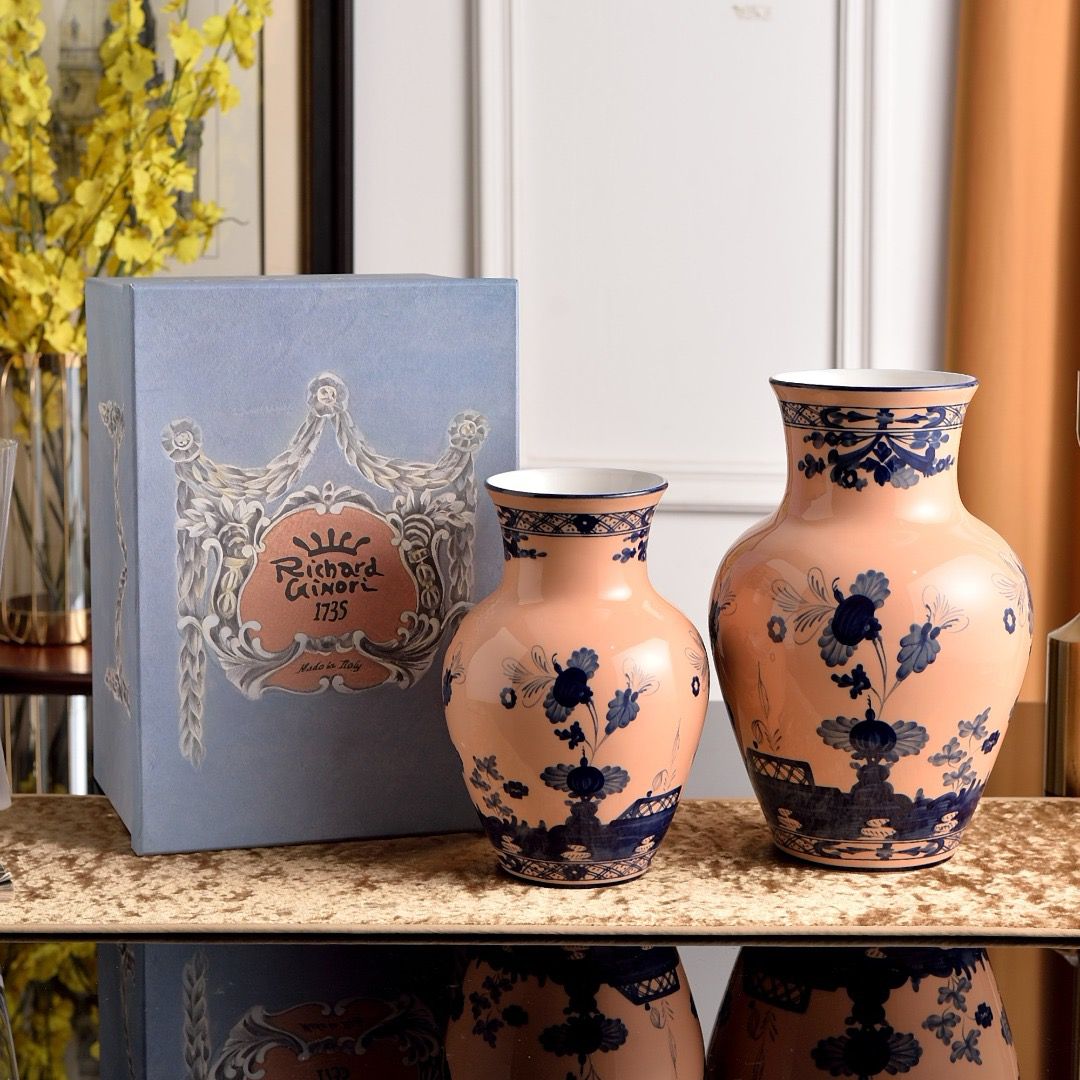 Richard Ginori 1735 Heritage Floral Porcelain Vase Set