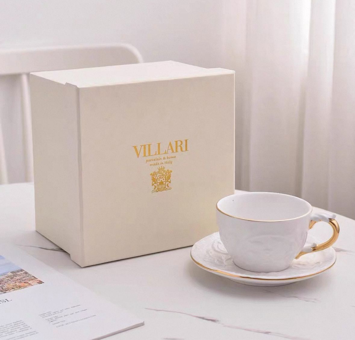 Aurelia Gold-Trimmed 18/10 Stainless Steel Cutlery Set