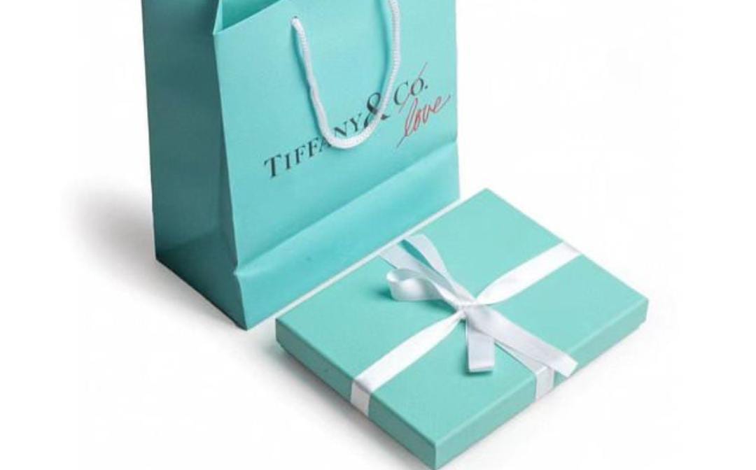 Tiffany & Co. Signature Gift Presentation Set