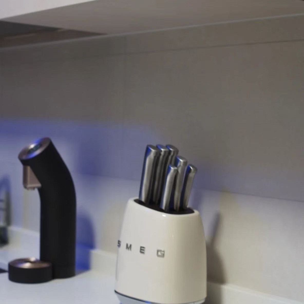 SMEG 6-Piece Stainless Steel Cutlery Block Set