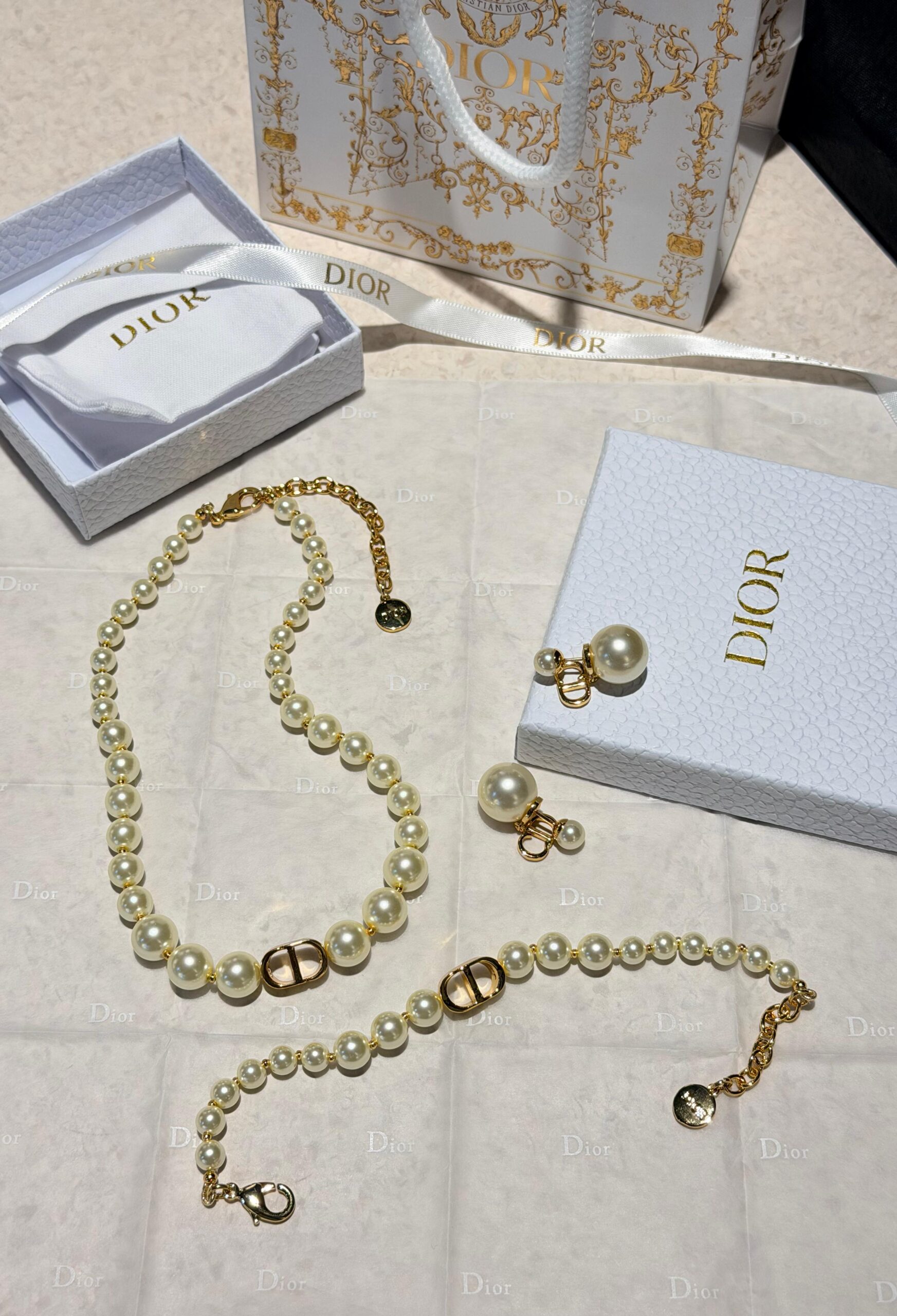 Christian Dior Resin Pearl & CD Initials Haute Joaillerie Set