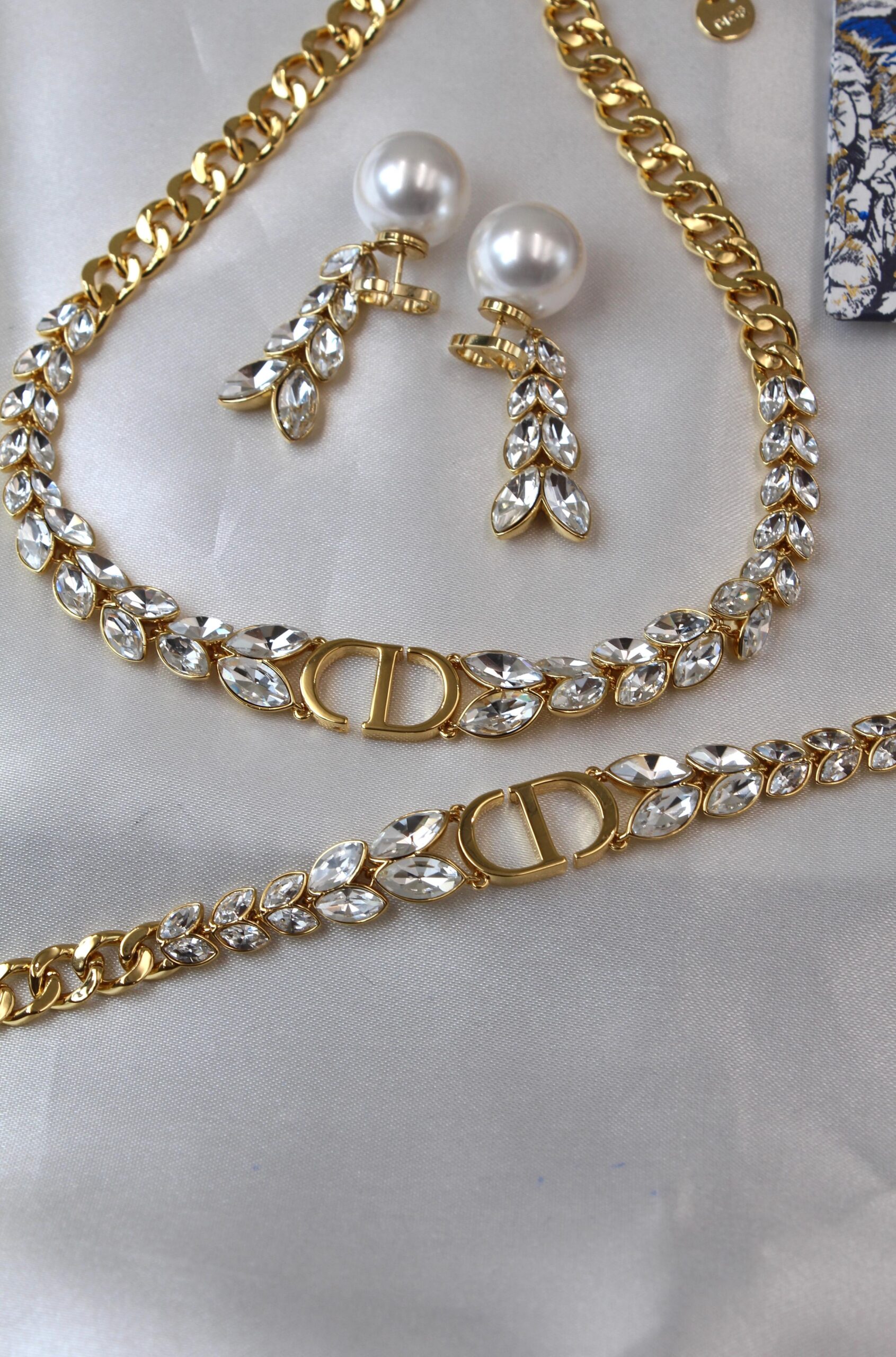 Christian Dior Haute Joaillerie Gold-Finish Crystal and Pearl Ensemble Set