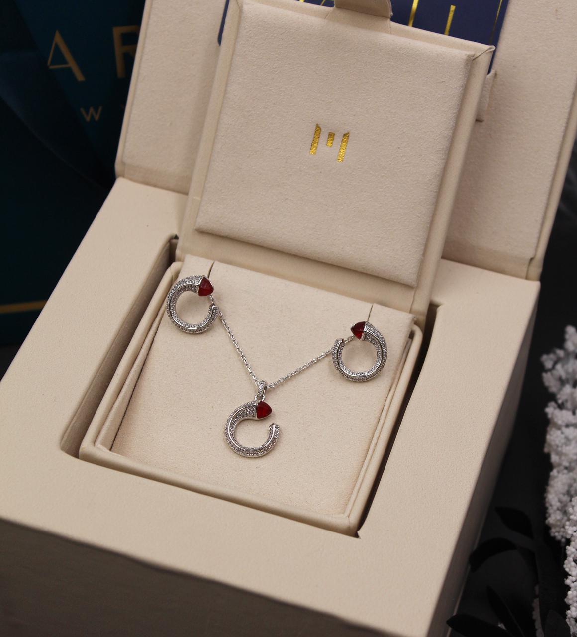 Luxoristia Diamond and Ruby-Accented White Gold Haute Joaillerie Suite