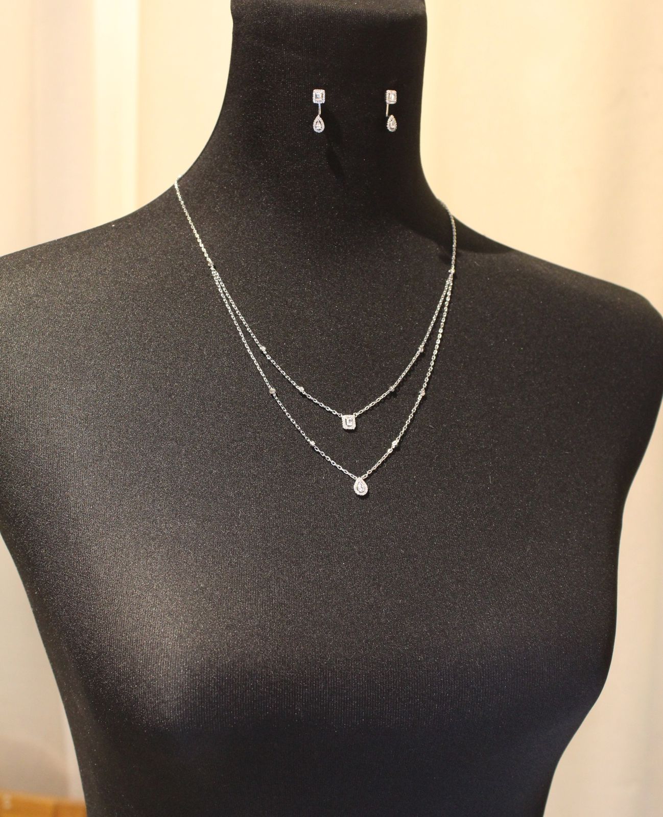 Messika Move Uno Multi-Tier Diamond Necklace & Matching Earring Suite in 18K White Gold