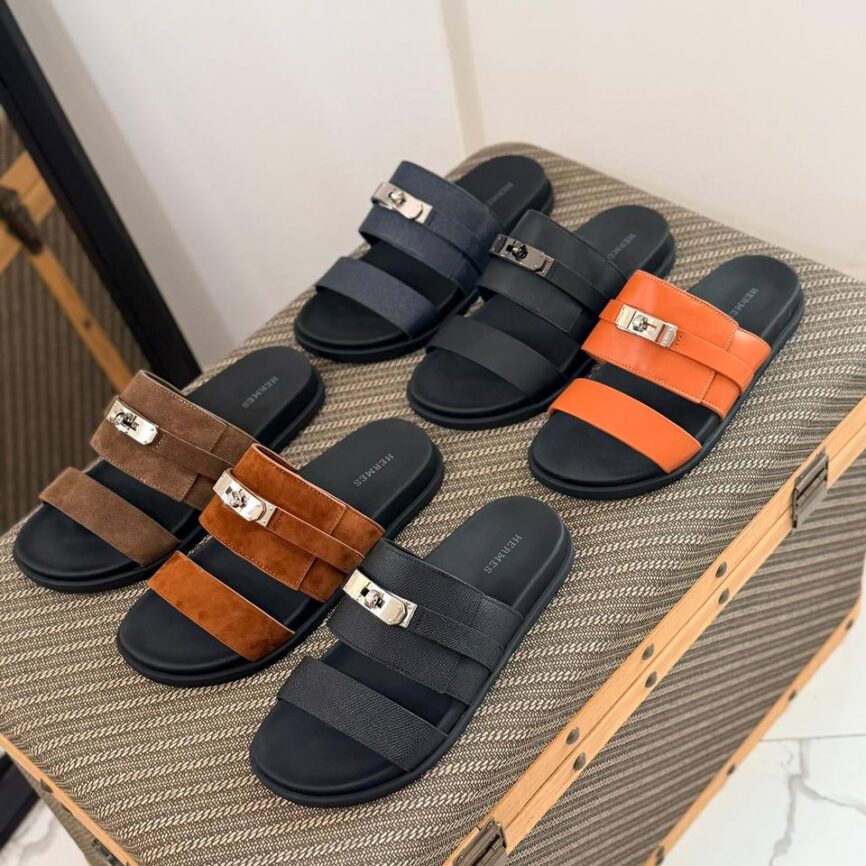 Hermès Oasis Inspired Dual-Strap Hardware Slides