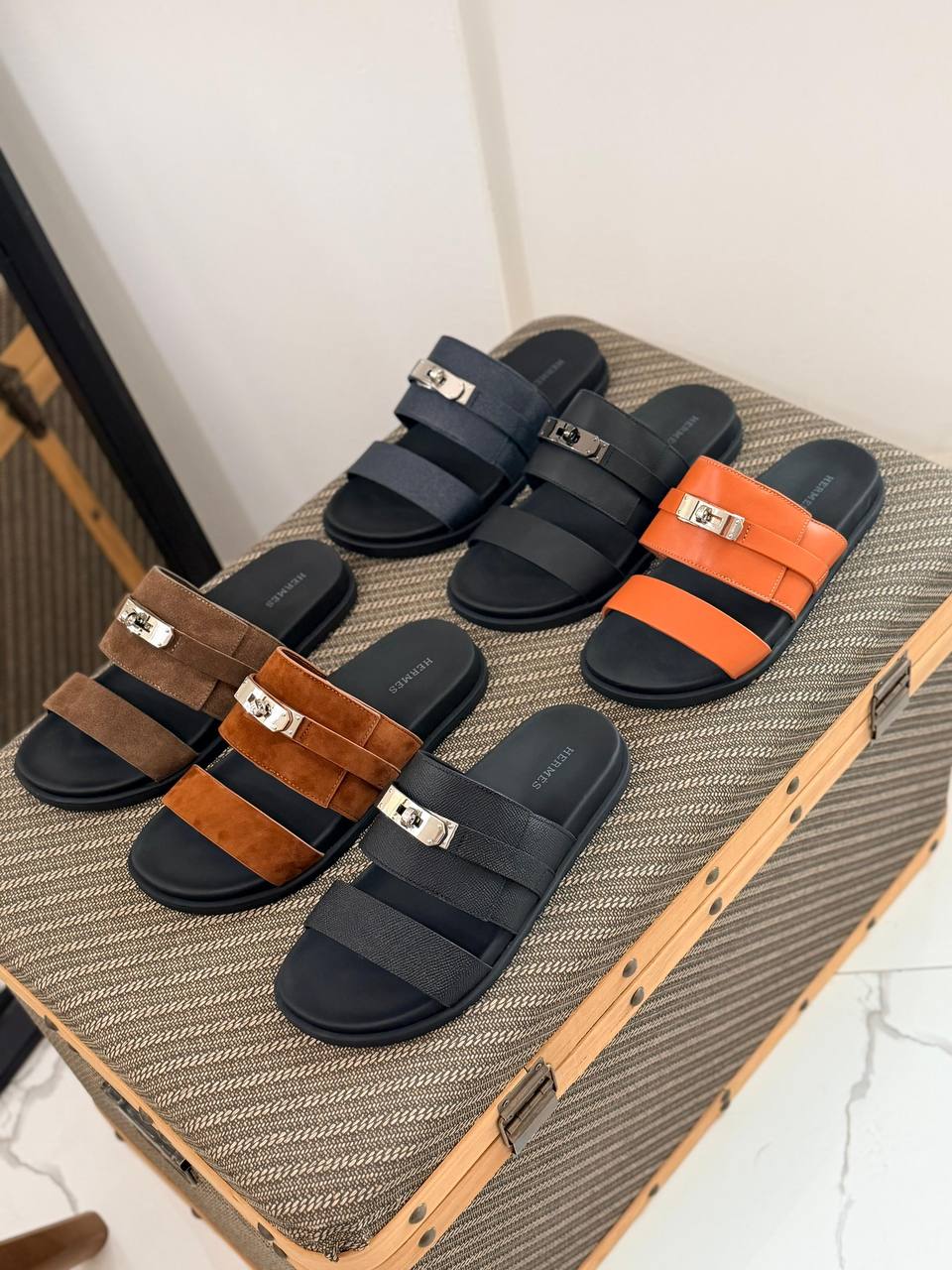 Hermès Oasis Inspired Dual-Strap Hardware Slides
