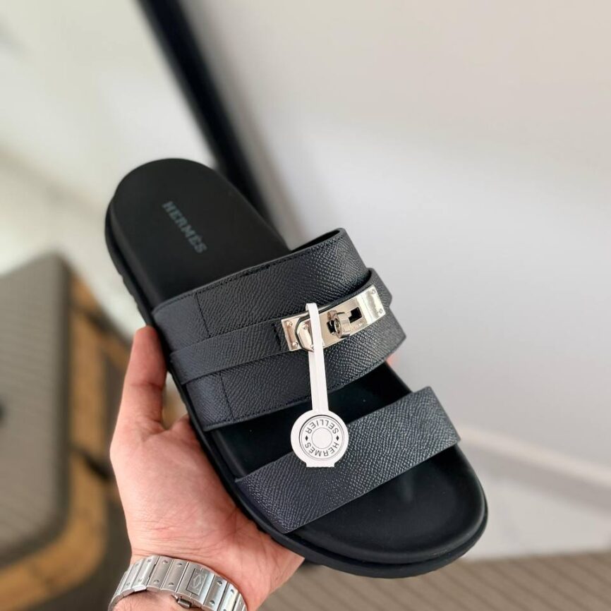 Hermès Chypre Sandal in Black Epsom Calfskin with Palladium Hardware