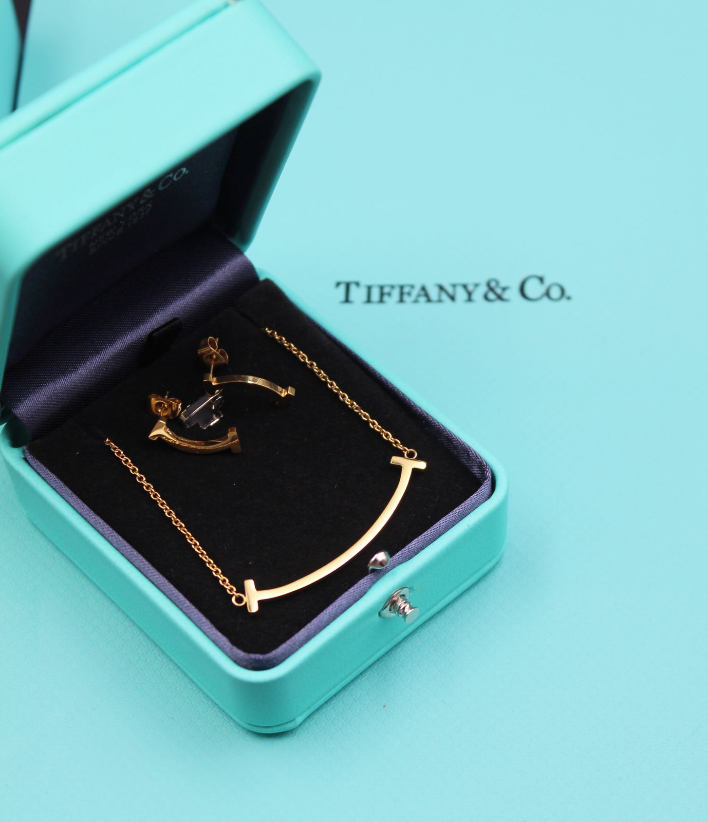 Tiffany & Co. 18K Yellow Gold T-Smile Pendant Necklace and Matching Stud Earrings Set