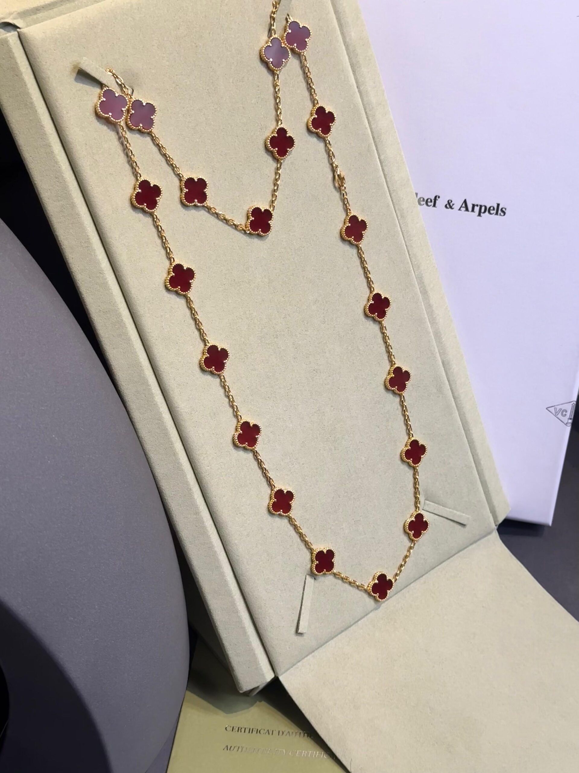 Van Cleef & Arpels Vintage Alhambra Long Necklace in 18K Yellow Gold with Carnelian and Magic Alhambra Motifs