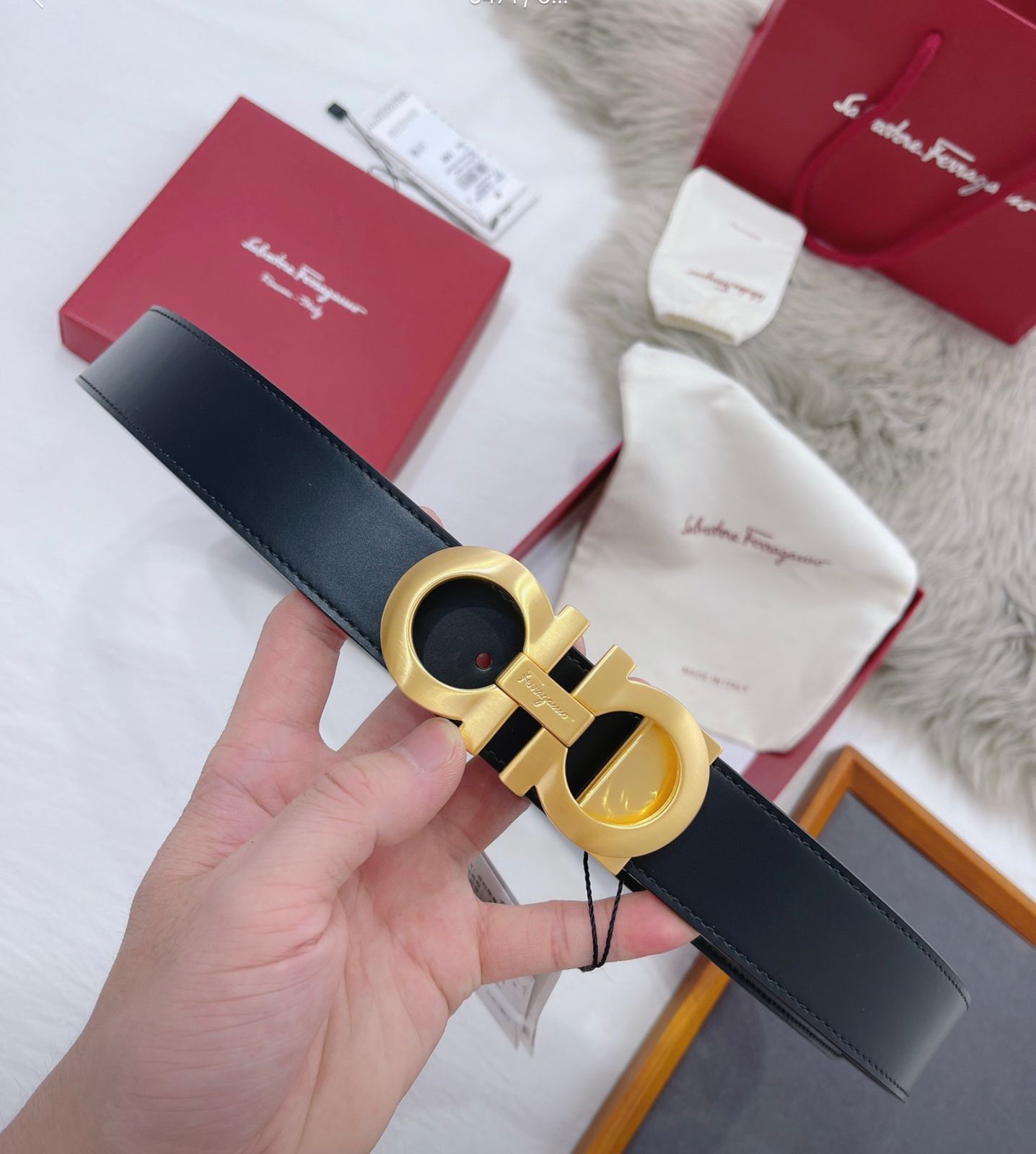 Salvatore Ferragamo Gancini Reversible Leather Belt in Gold-Tone Hardware