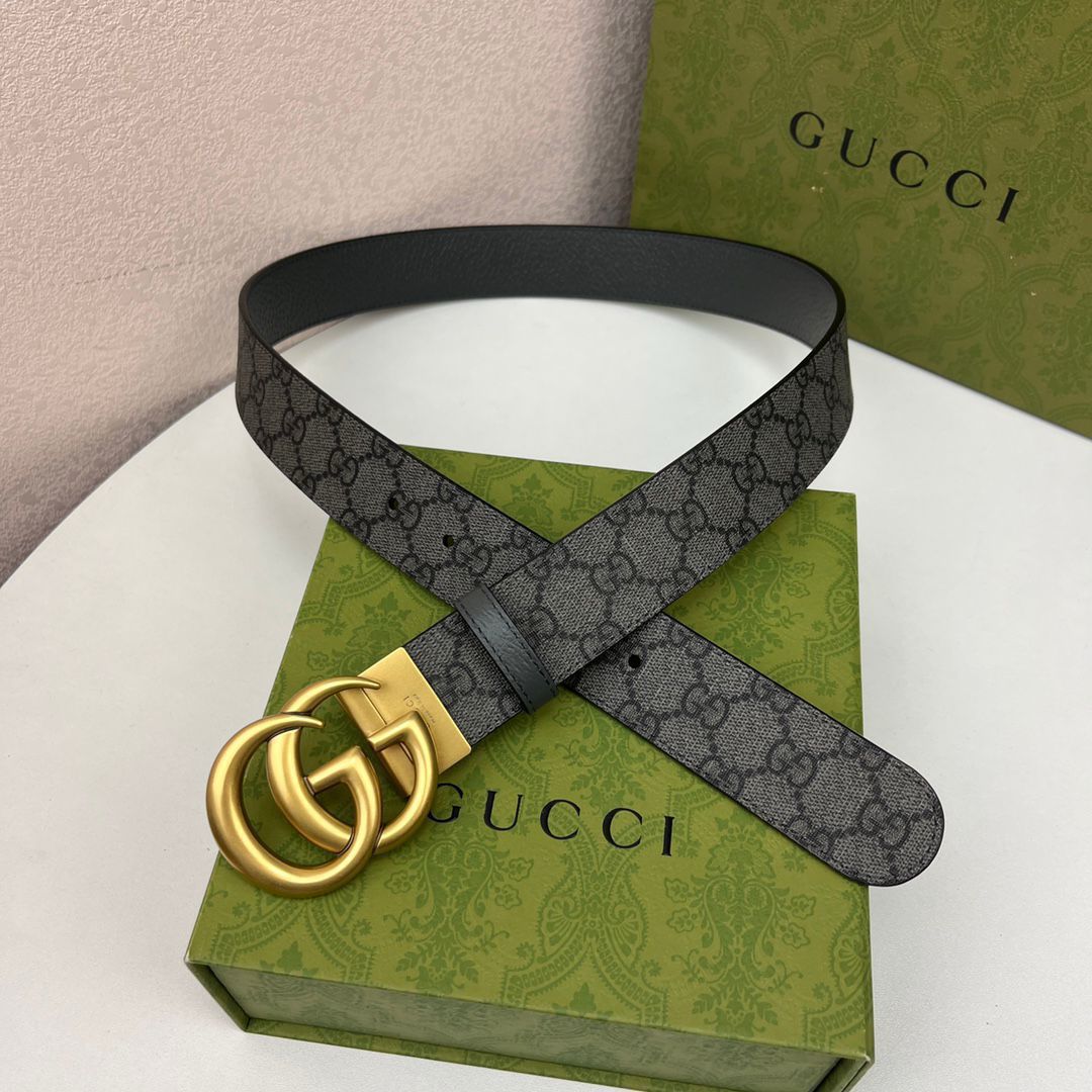 GG Marmont Reversible Belt in Black GG Supreme Canvas