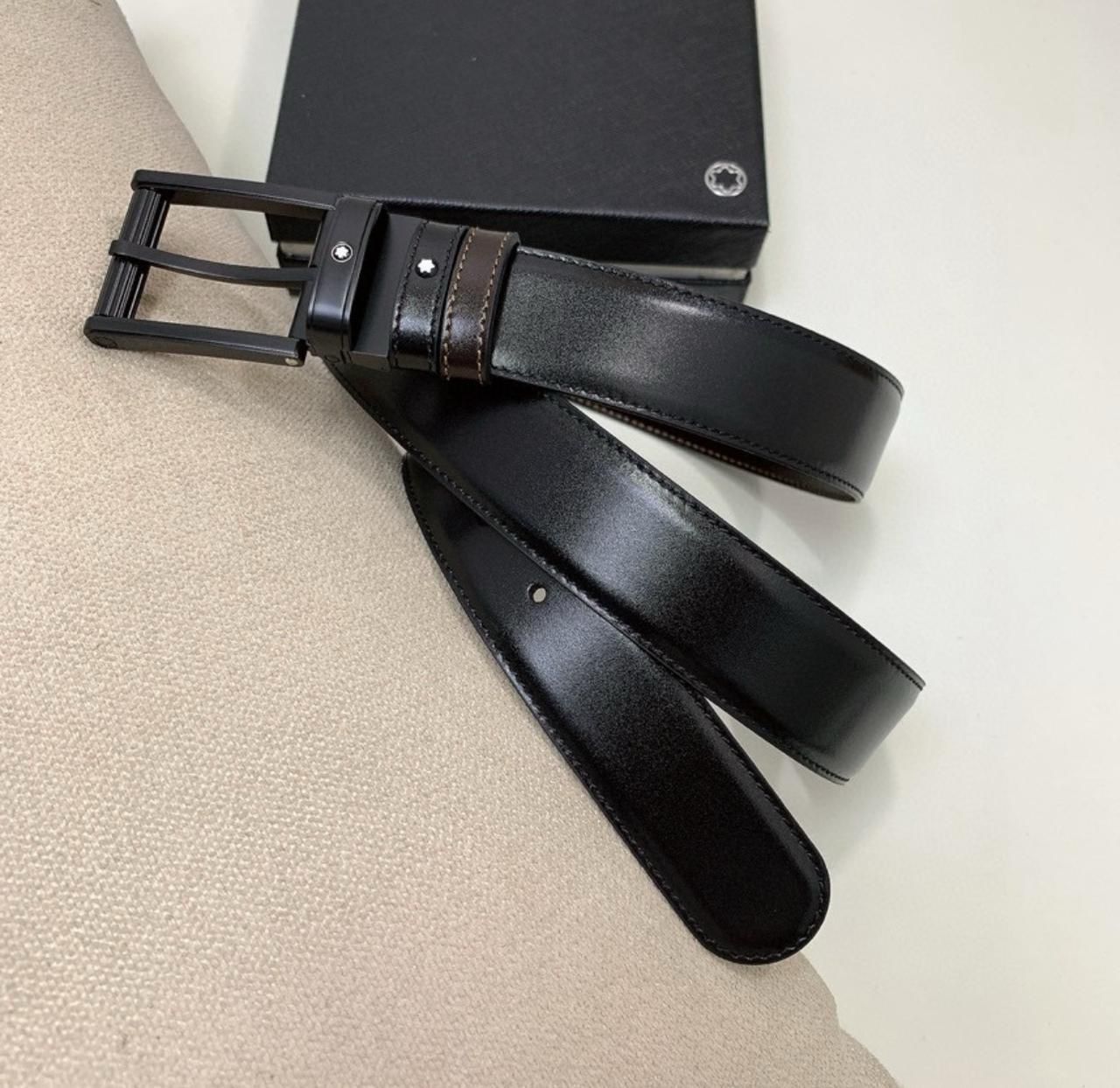 Montblanc Sartorial Reversible Leather Belt with Matte Black Hardware
