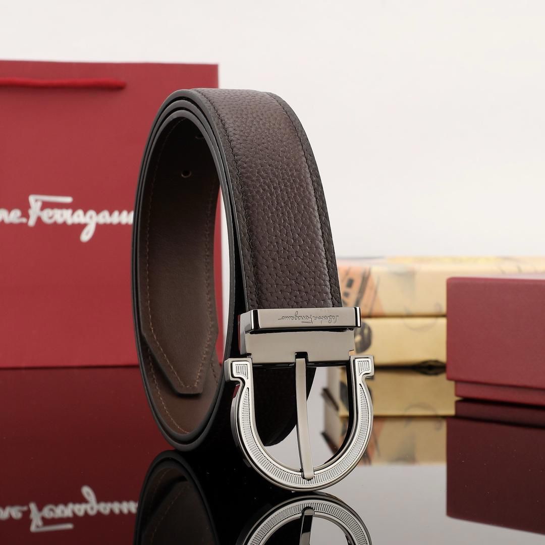 Salvatore Ferragamo Gancini Reversible Textured Leather Belt in Silver-Tone