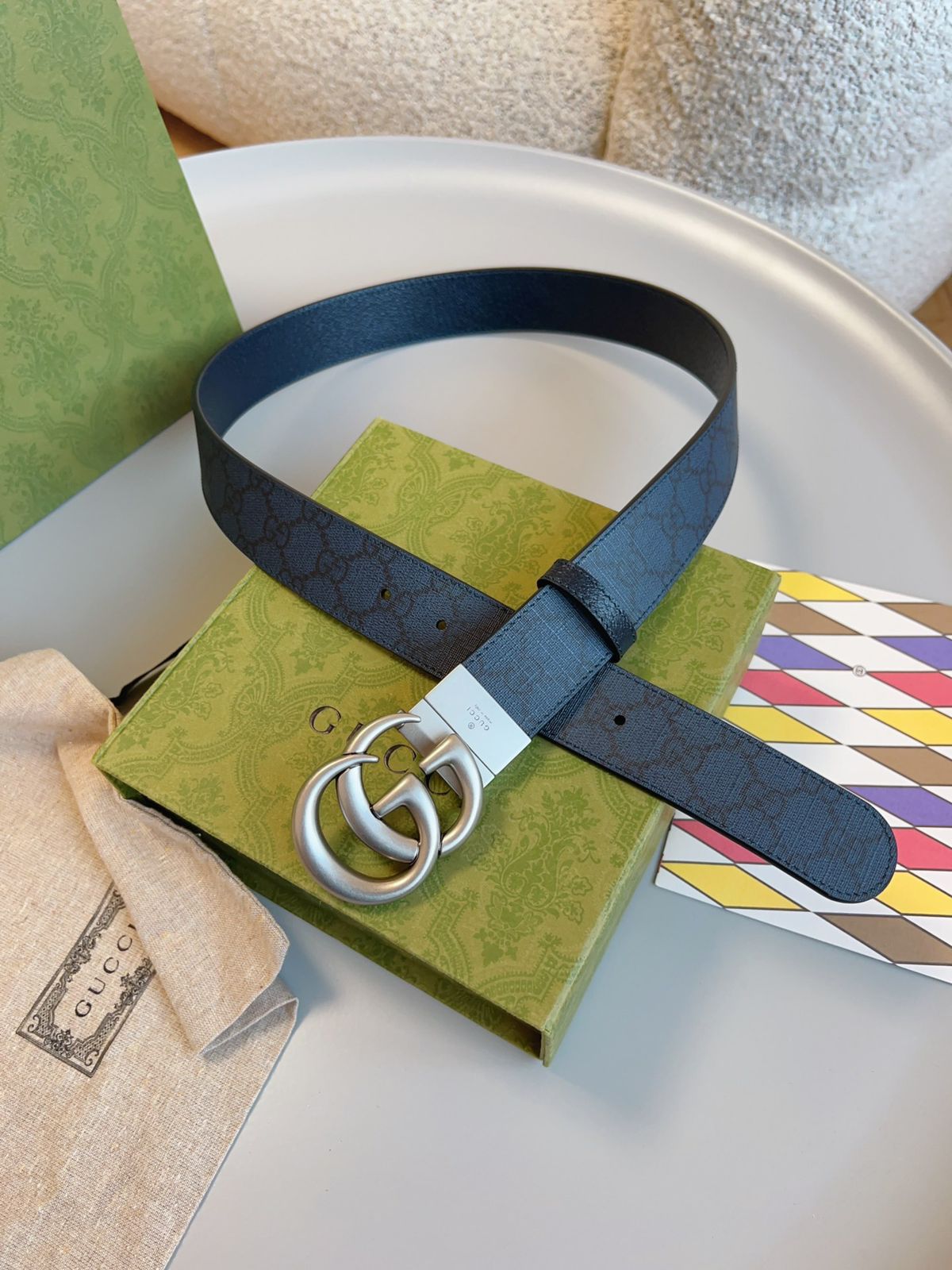 GG Marmont Reversible Leather Belt with Silver-Tone Buckle
