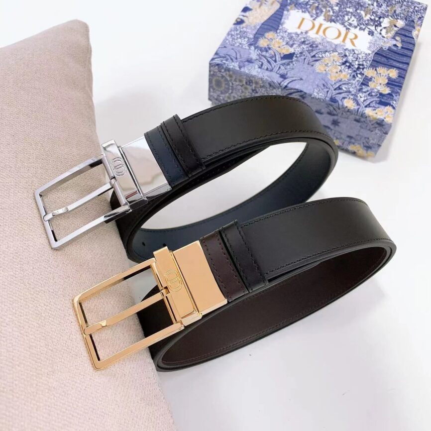 CD Icon Reversible Leather Belt with Interchangeable Buckle